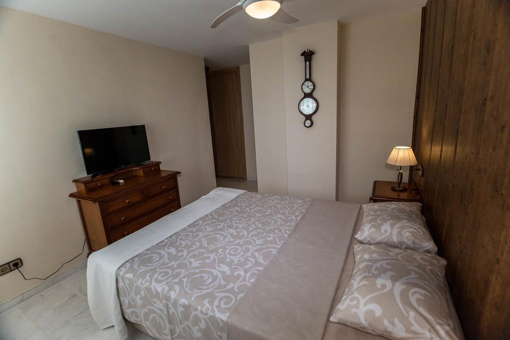 Deluxe Sea View Apartments توريمولينوس المظهر الخارجي الصورة