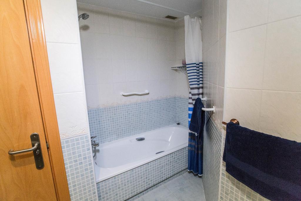 Deluxe Sea View Apartments توريمولينوس المظهر الخارجي الصورة