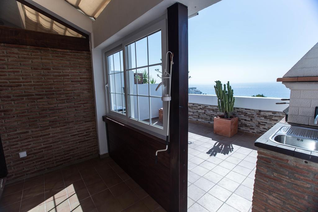 Deluxe Sea View Apartments توريمولينوس المظهر الخارجي الصورة