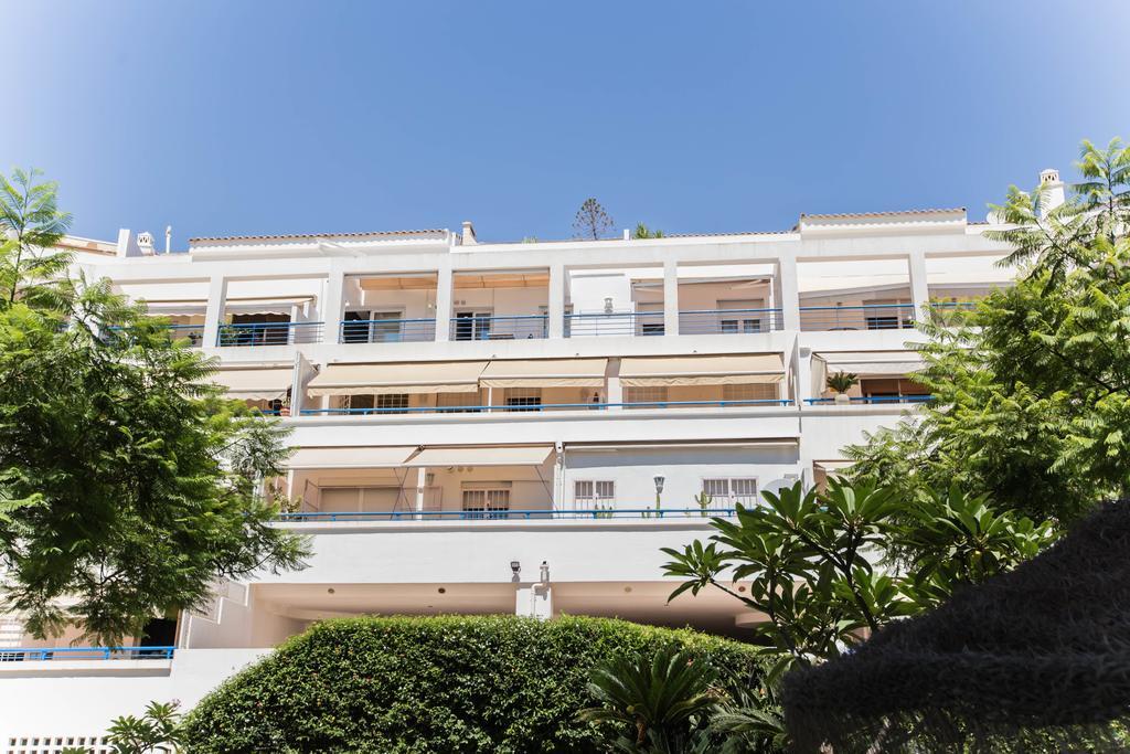 Deluxe Sea View Apartments توريمولينوس المظهر الخارجي الصورة